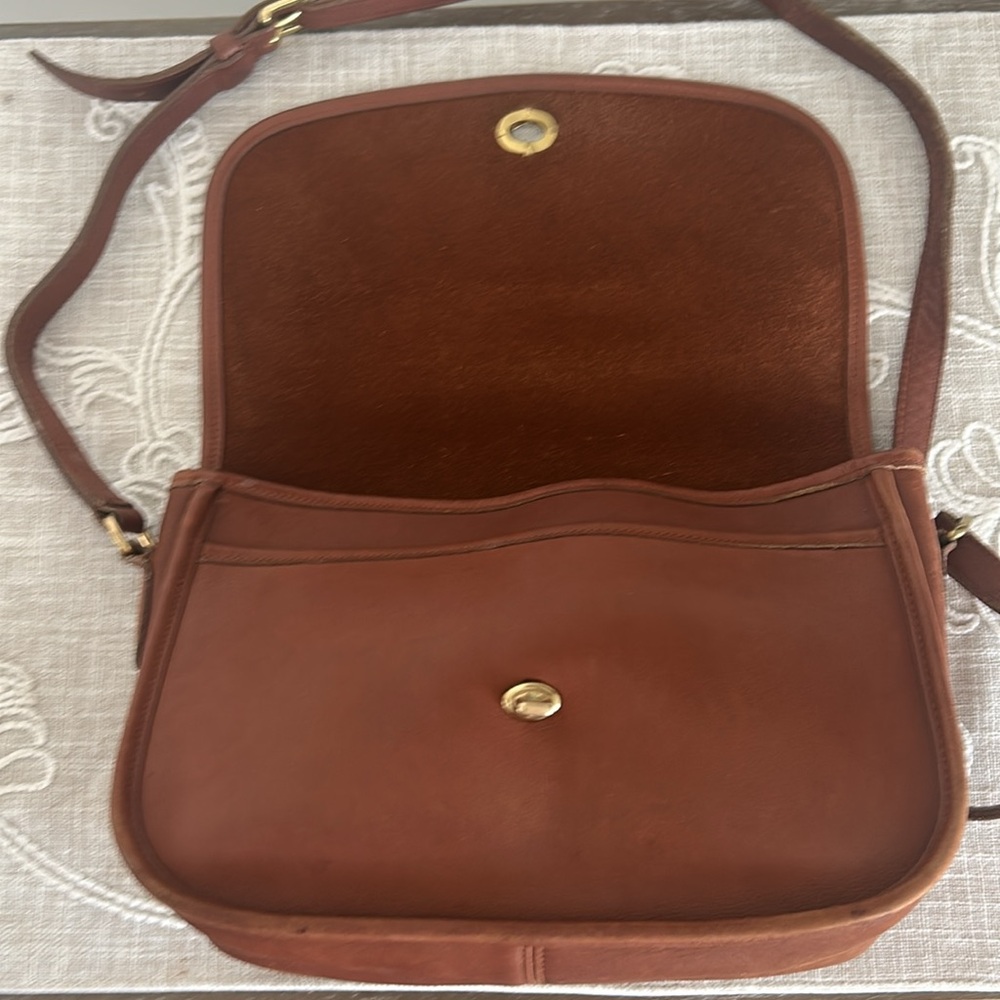 Coach Authentic Vintage British Tan Soft Leather #9790 Crossbody Bag - Picture 9 of 16